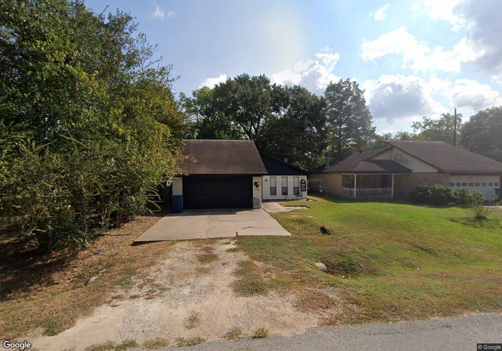 706 A St, Waller, TX 77484 - photo 1