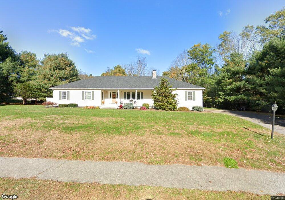 4 Stewart St, Franklin, MA 02038 - photo 1