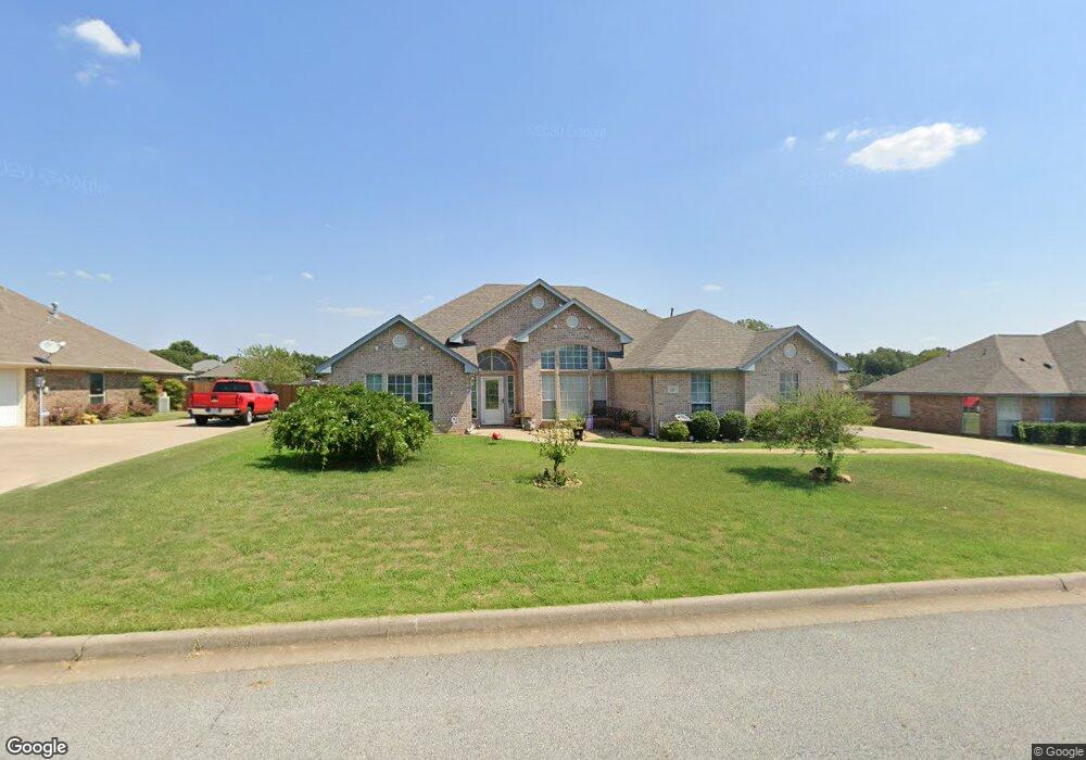 117 Chrissa Dr, Pottsboro, TX 75076 - photo 1