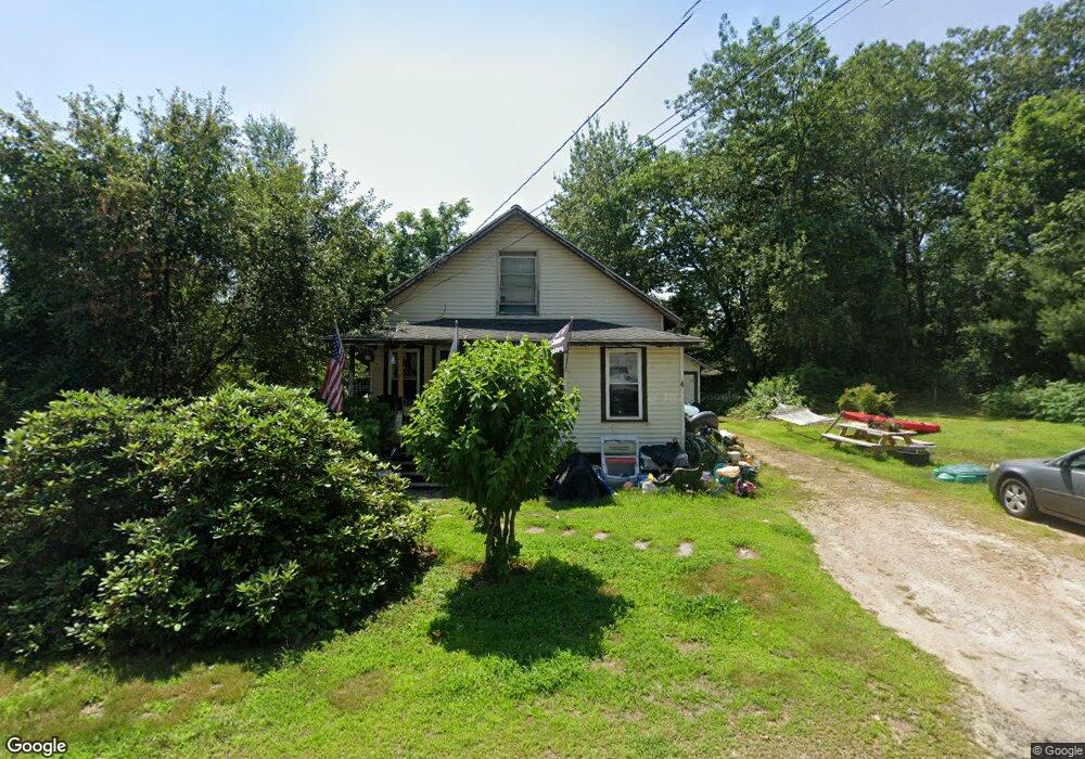 4 Colby St, Meredith, NH 03253 - photo 1