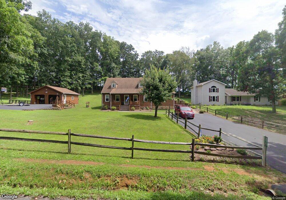 275 University Farm Rd, Stuarts Draft, VA 24477 - photo 1