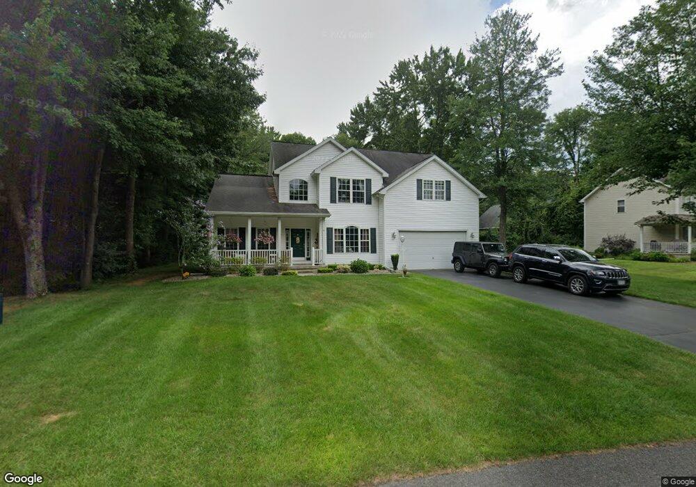 4 Dennis Dr, Clifton Park, NY 12065 - photo 1