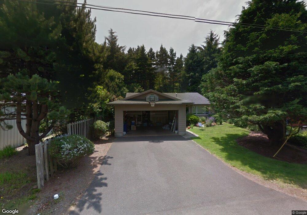 925 SE 31st St, Lincoln City, OR 97367 - photo 1