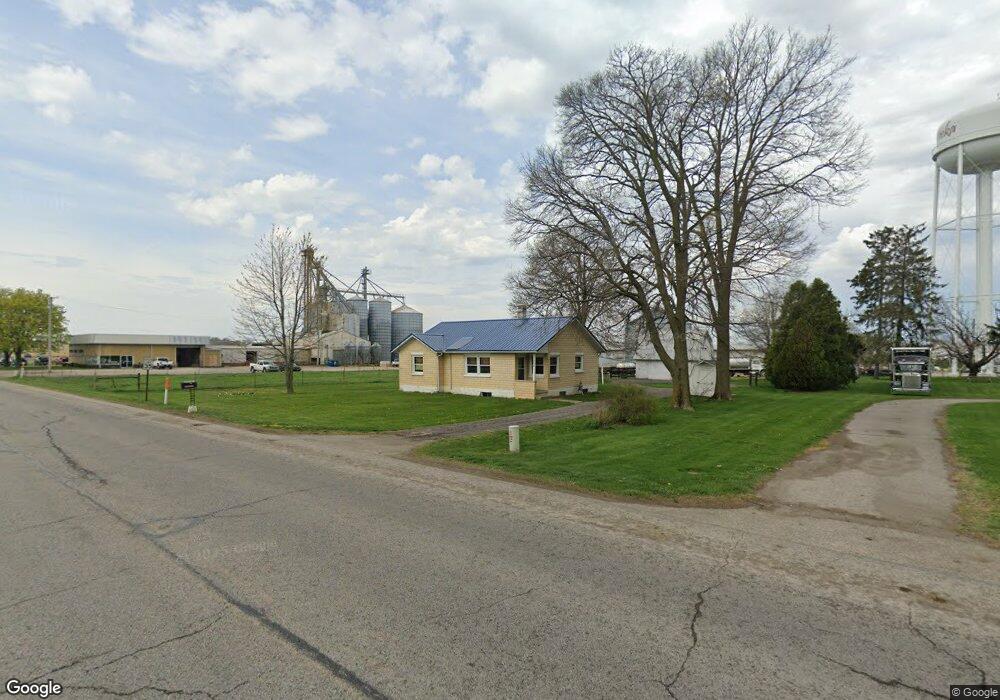 802 W Lake St, Topeka, IN 46571 - photo 1