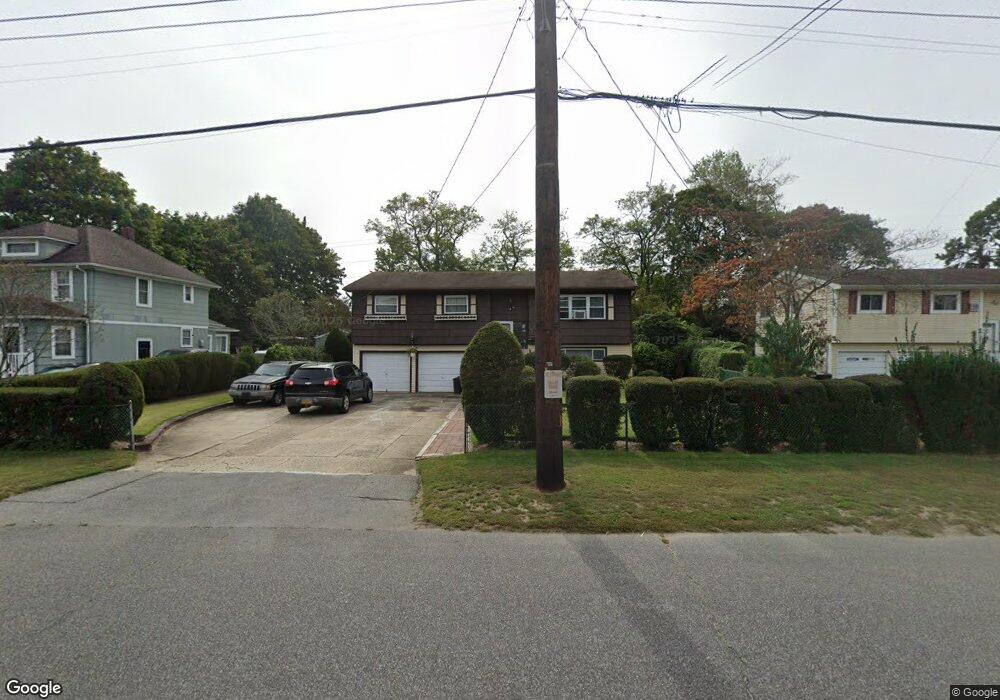 448 Moffitt Blvd, Islip, NY 11751 - photo 1