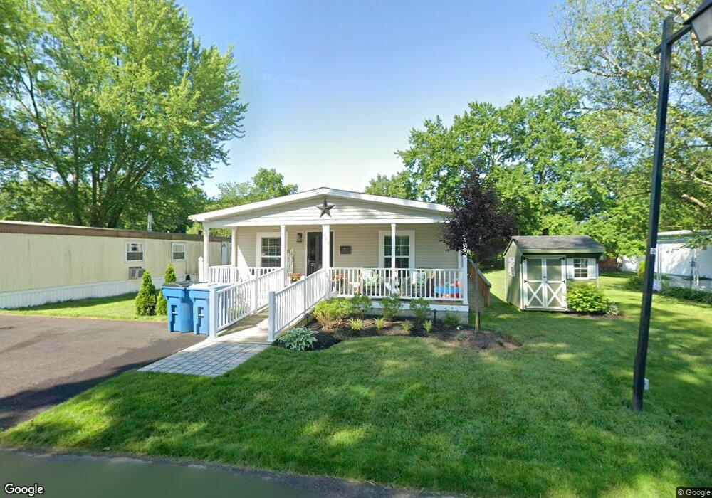 233 Hemlock Dr, Quakertown, PA 18951 - photo 1