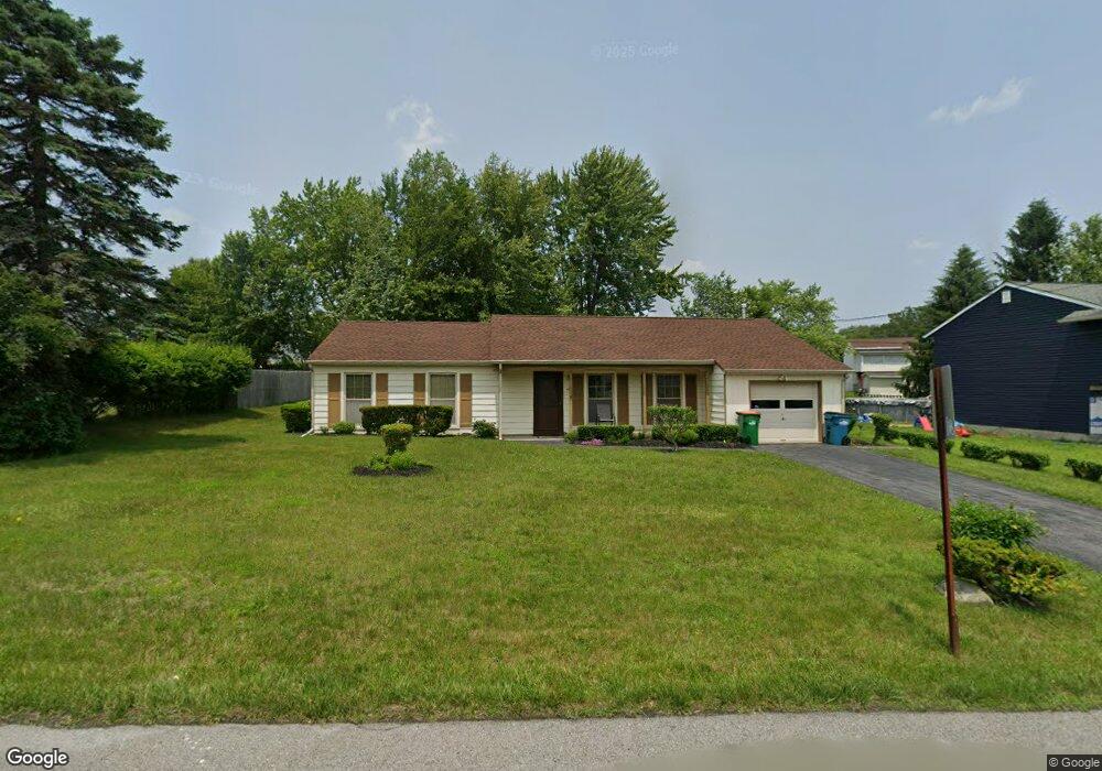 6 Sutton Park Rd, Poughkeepsie, NY 12603 - photo 1