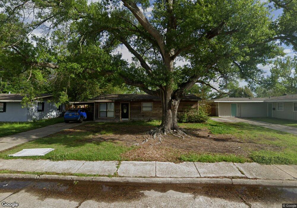 1605 Clover Dr, Lake Charles, LA 70607 - photo 1