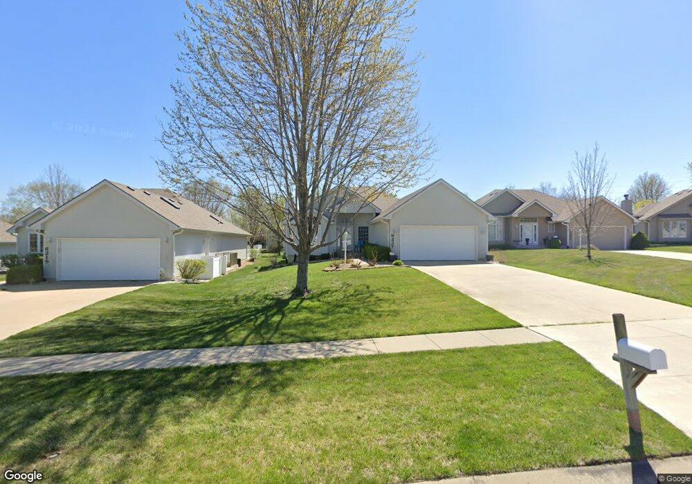 6227 SW 40th Ct, Topeka, KS 66610 - photo 1