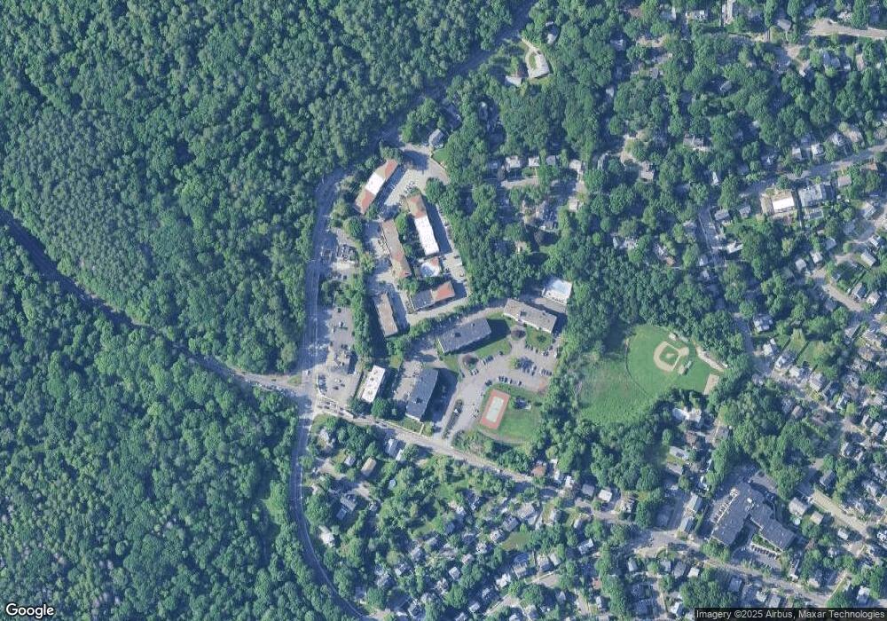 410 Fellsview Terrace unit 413, Stoneham, MA 02180 - photo 1