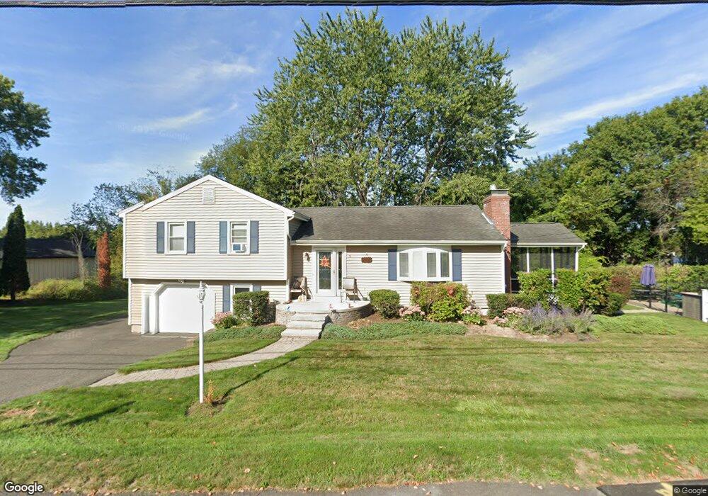 9 Parkview Dr, South Hadley, MA 01075 - photo 1