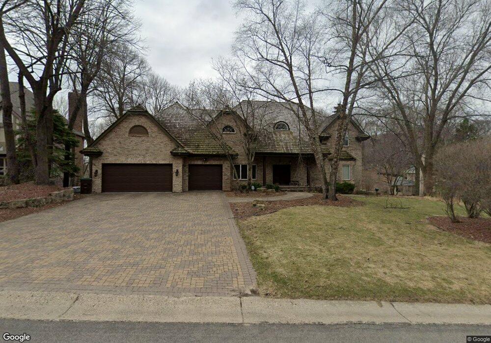 19595 19595 Waterford Place, Shorewood, MN 55331 - photo 1