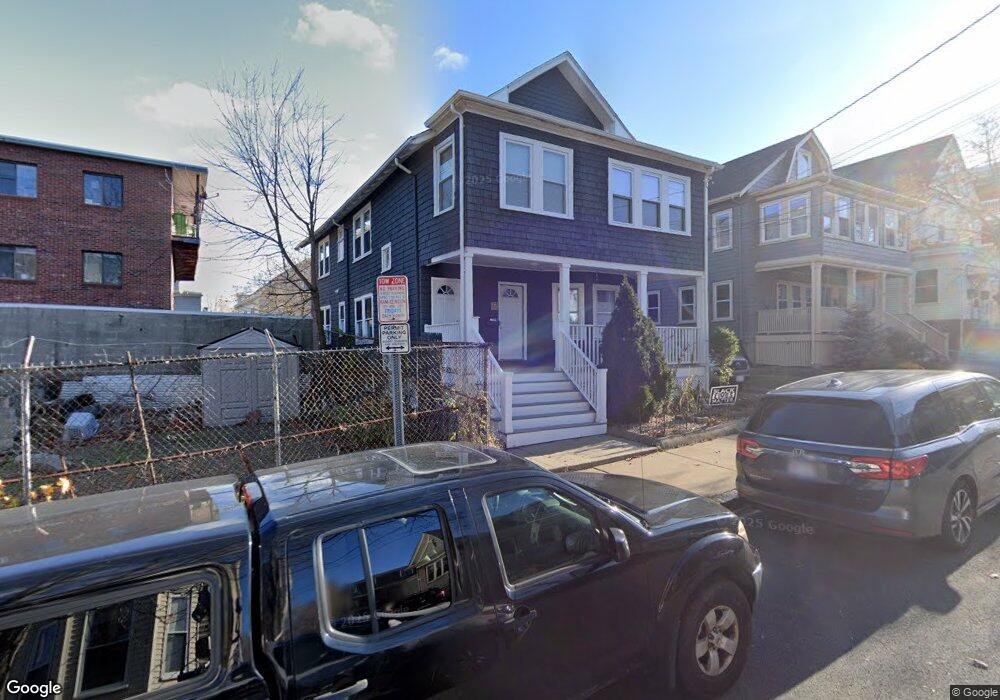 39 Bond St unit 3R, Somerville, MA 02145 - photo 1