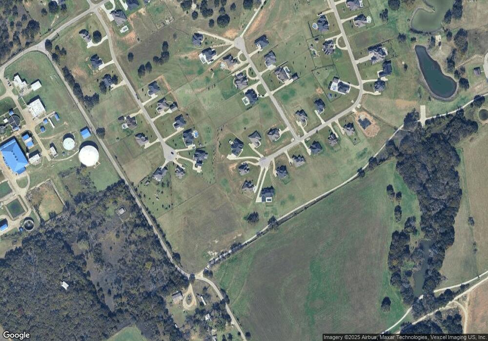 613 Lydia Ct, Granbury, TX 76049 - photo 1