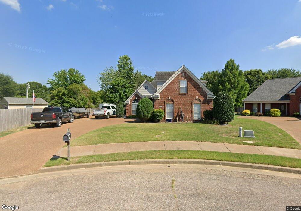 1582 Saddlebrook W, Hernando, MS 38632 - photo 1