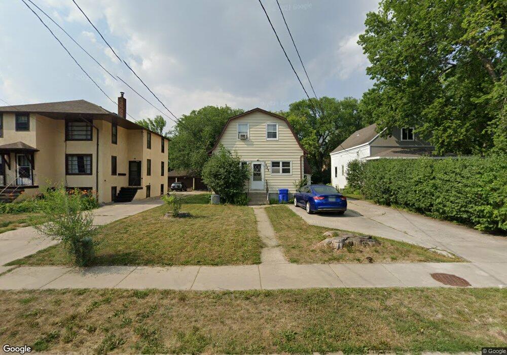 1433 6th Ave S, Fargo, ND 58103 - photo 1