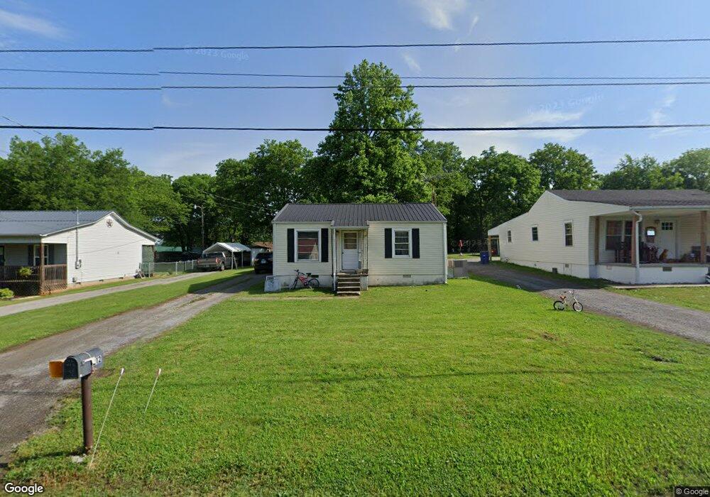 212 Austin Ave, Shelbyville, TN 37160 - photo 1