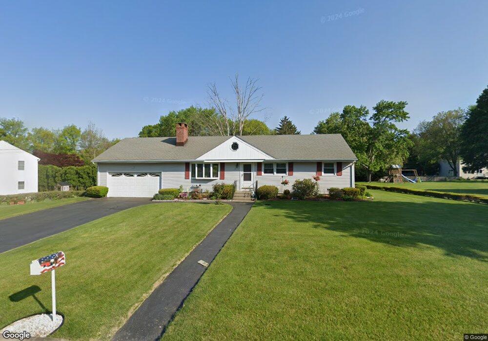 270 Colonese Rd, Fairfield, CT 06825 - photo 1