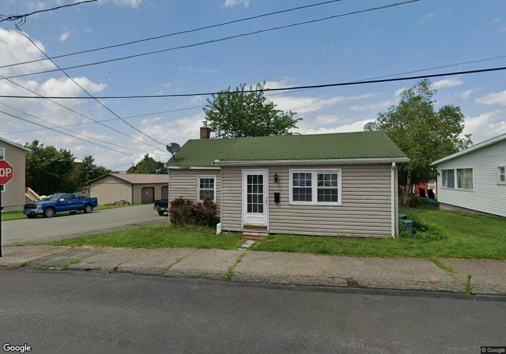 201 E Washington St unit 203, McAdoo, PA 18237 - photo 1