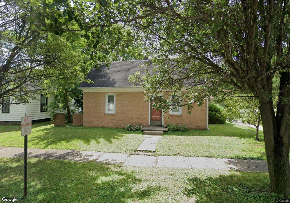 315 8th St NE, Linton, IN 47441 - photo 1