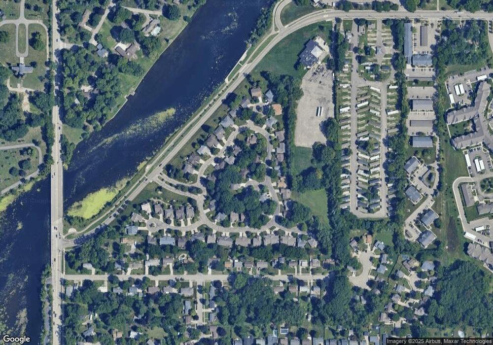 3510 Saint Andrews Cir unit 34, Lansing, MI 48911 - photo 1