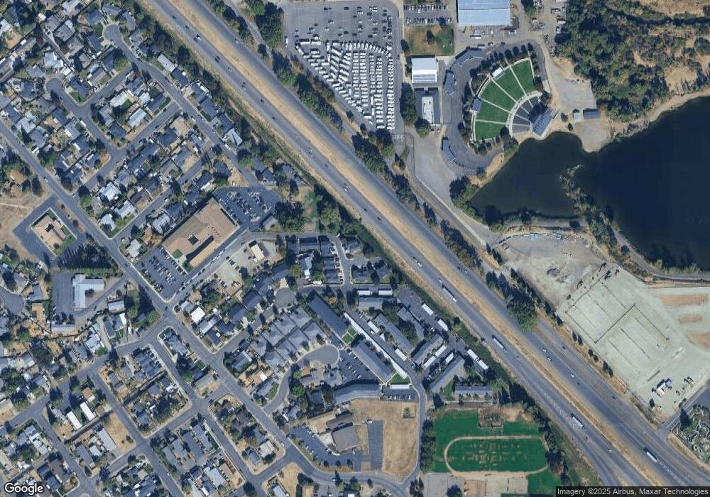 1219 Hazel St, Central Point, OR 97502 - photo 1