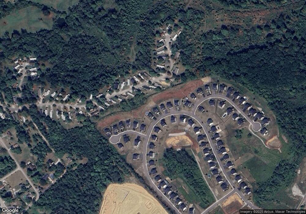 332 Crossing Dr, Eighty Four, PA 15330 - photo 1