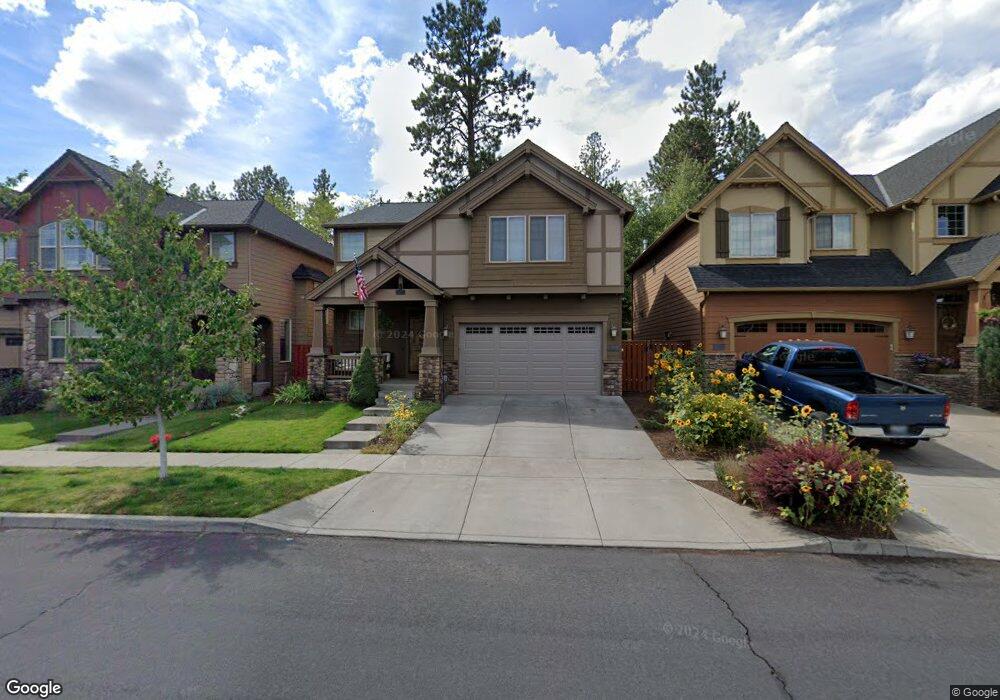 20474 Jacklight Ln, Bend, OR 97702 - photo 1