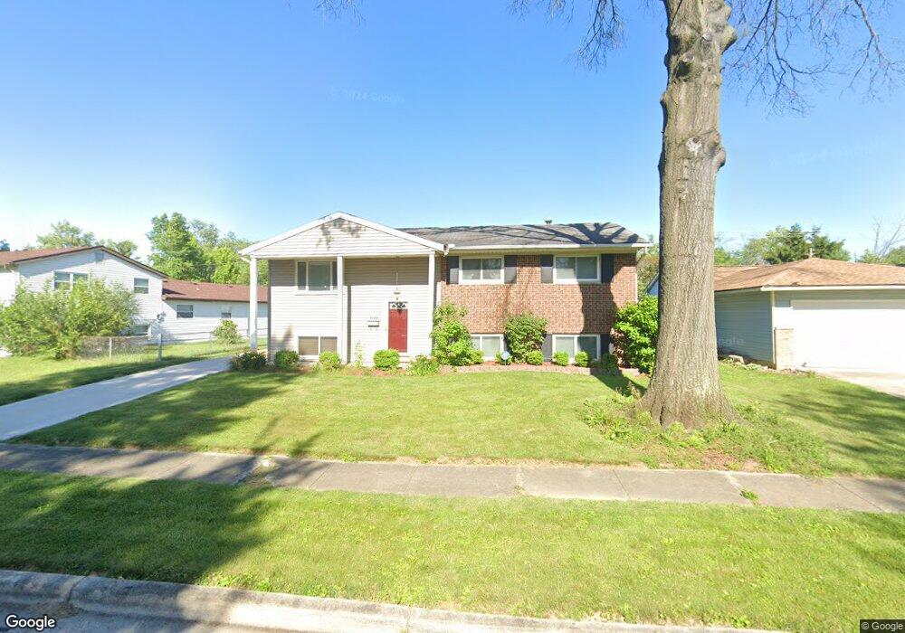 2588 Hubbell Rd, Columbus, OH 43232 - photo 1