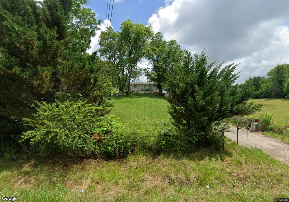 8316 Pickens Gap Rd, Knoxville, TN 37920 - photo 1