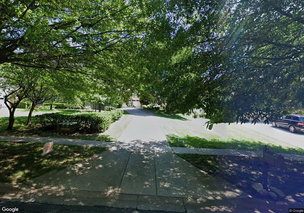 5631 Sugarbush Ln, Rockville, MD 20852 - photo 1