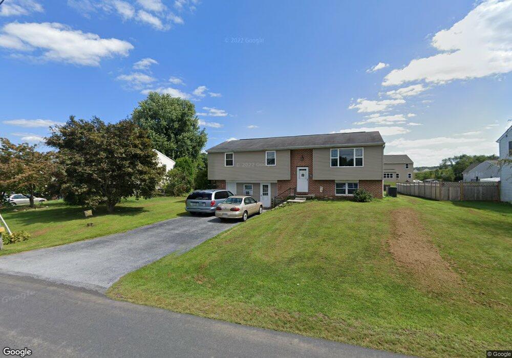 25 Black Matt Rd, Douglassville, PA 19518 - photo 1