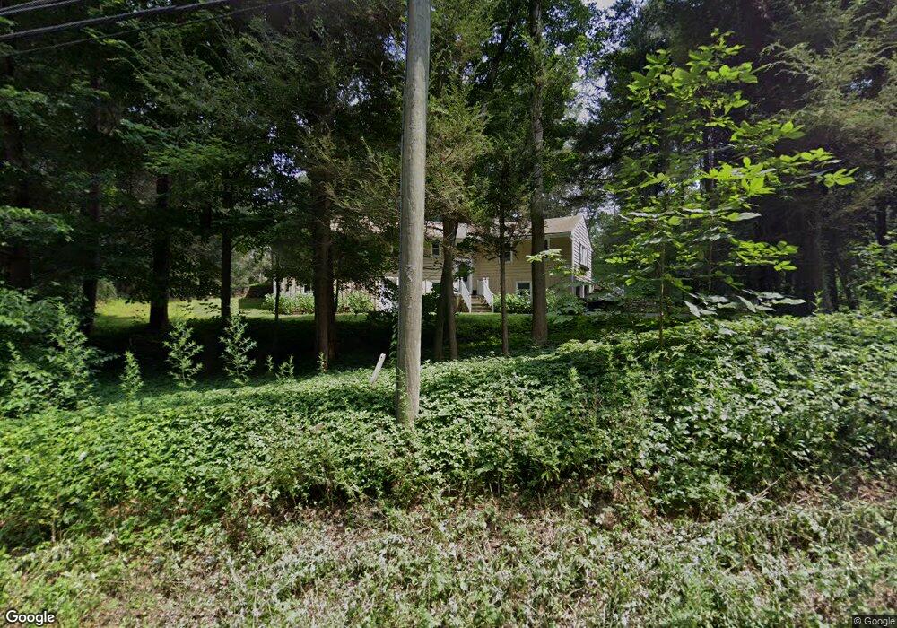 374 Redding Rd, Redding, CT 06896 - photo 1