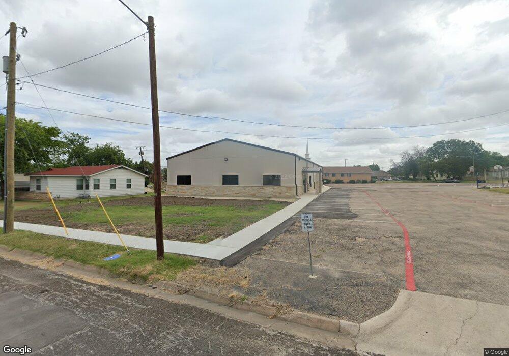 605 Teinert St, Copperas Cove, TX 76522 - photo 1