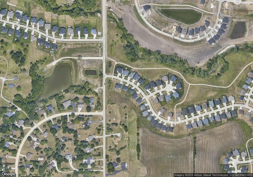 9938 Marnewood Dr, Johnston, IA 50131 - photo 1