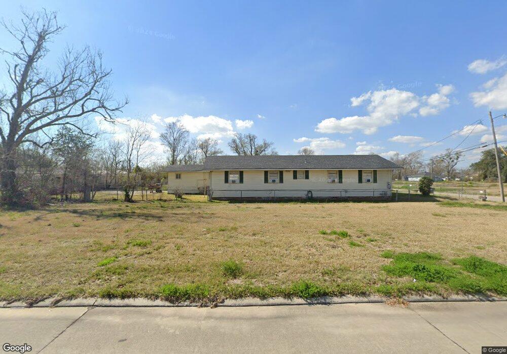 819 N Cherry St, Lake Charles, LA 70601 - photo 1