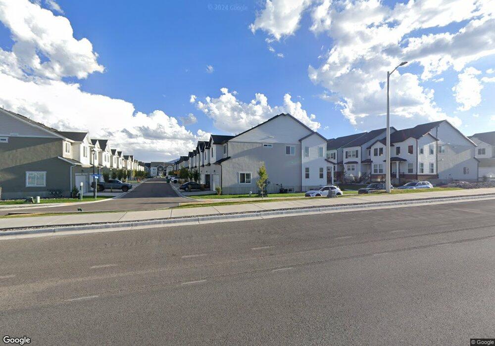 2081 N 3960 W unit 267, Lehi, UT 84043 - photo 1