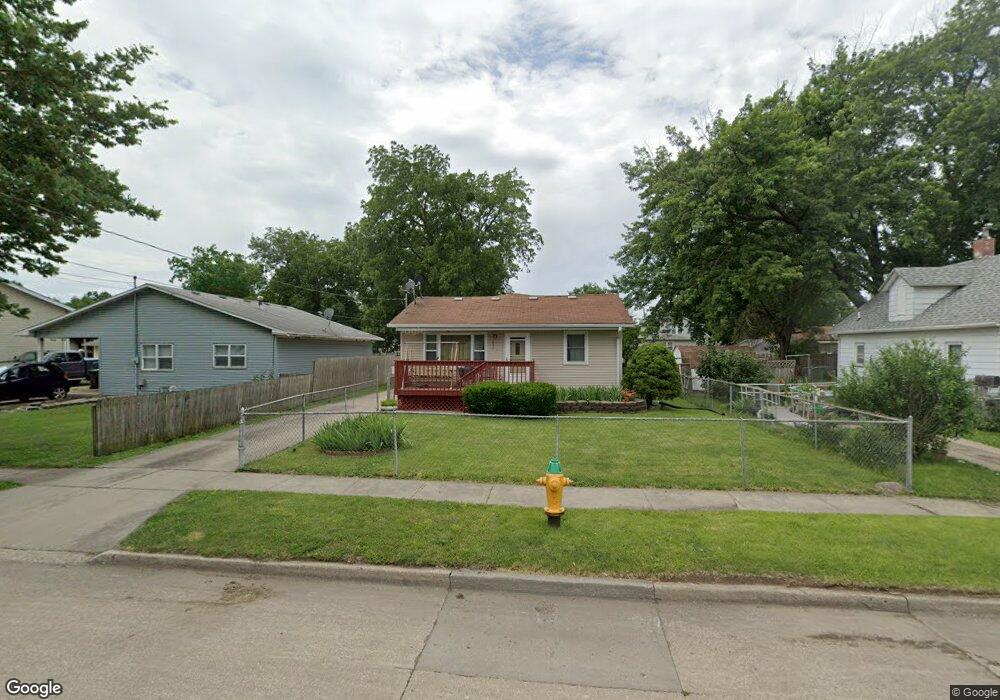 830 E 24th Ct, Des Moines, IA 50317 - photo 1