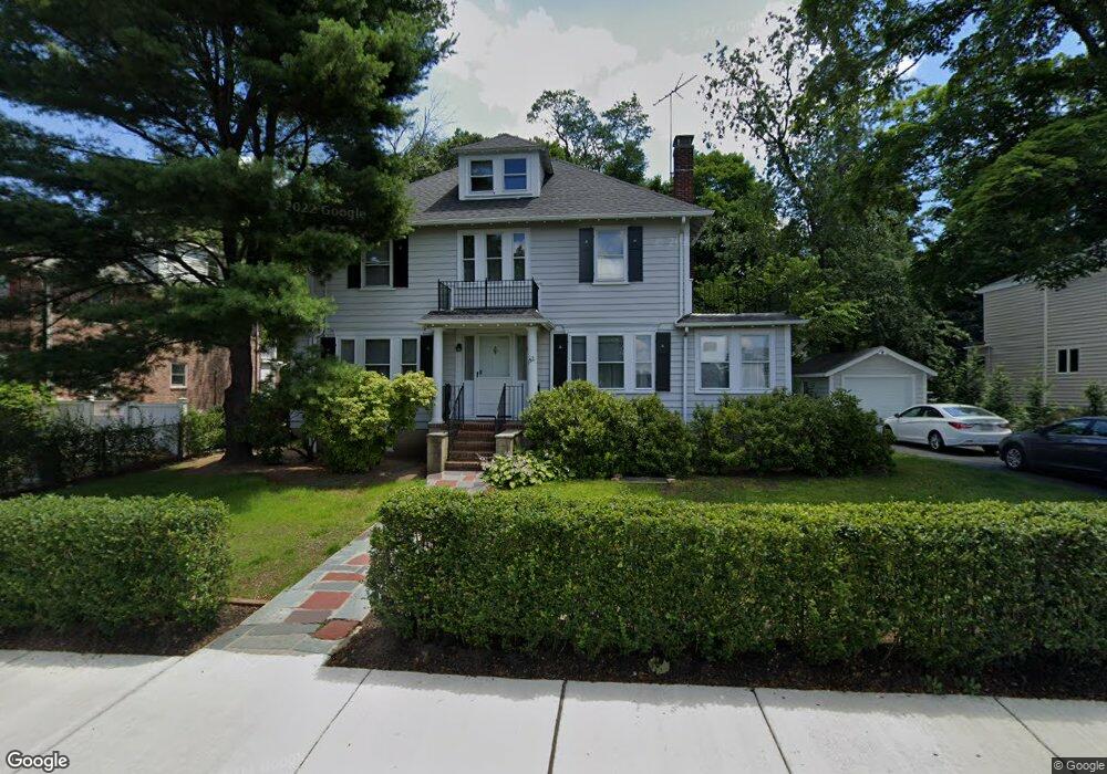 152 E Side Pkwy, Newton, MA 02458 - photo 1