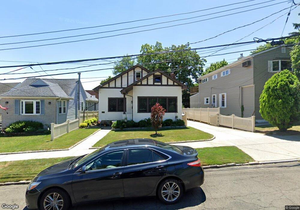 104 Belmont Ave, Yonkers, NY 10704 - photo 1