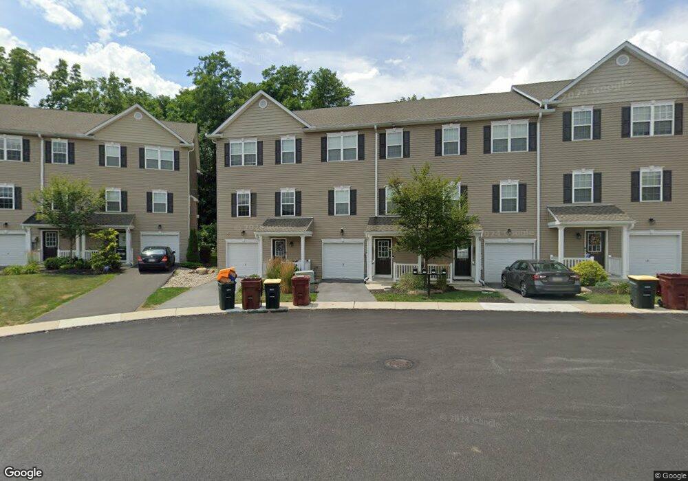 2290 Rising Hill Rd, Whitehall, PA 18052 - photo 1