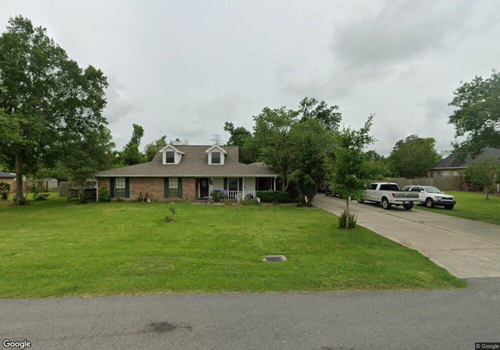 309 S Lake Ct, Lake Charles, LA 70605 - photo 1