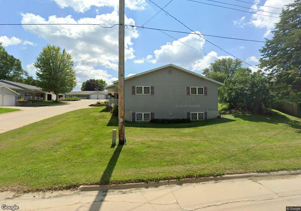 312 E Elm St unit 1, West Union, IA 52175 - photo 1