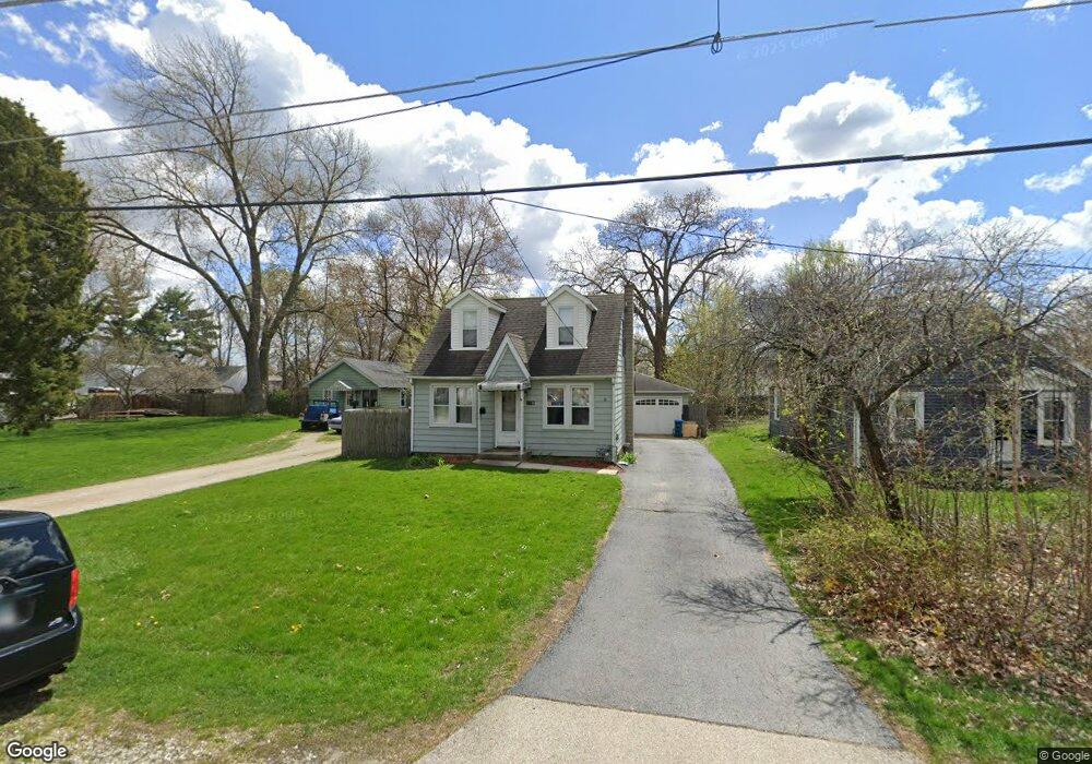 1130 White Ave, Aurora, IL 60506 - photo 1