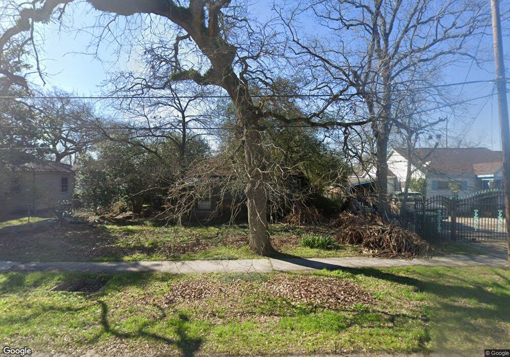 8211 Helmers St, Houston, TX 77022 - photo 1