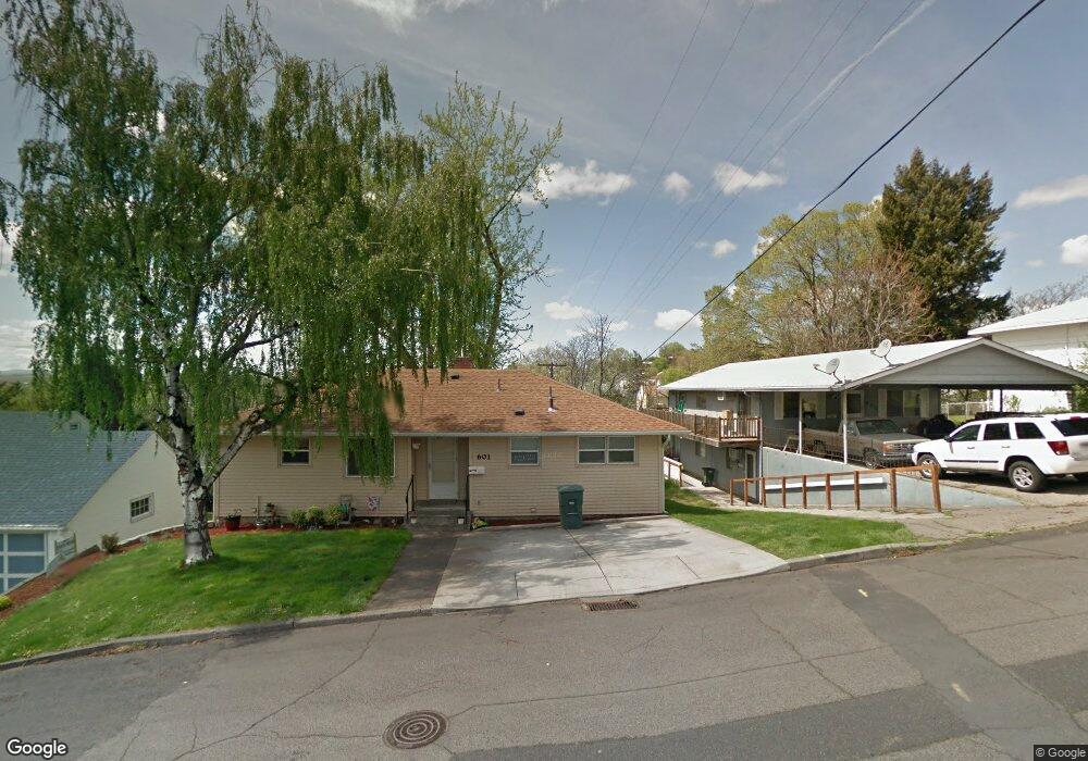 601 NW 6th St, Pendleton, OR 97801 - photo 1