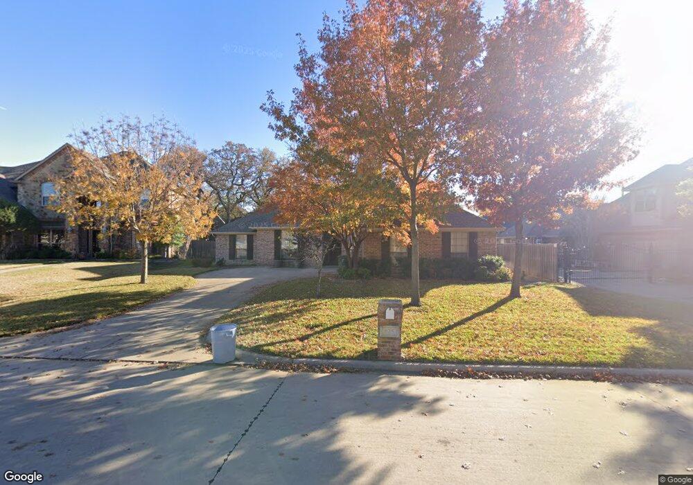 625 Trails End Ct, Hurst, TX 76054 - photo 1