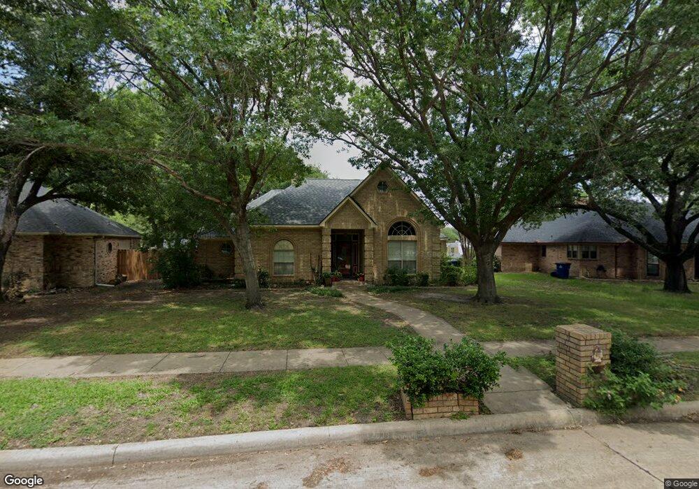 2107 Plymouth Dr, Ennis, TX 75119 - photo 1