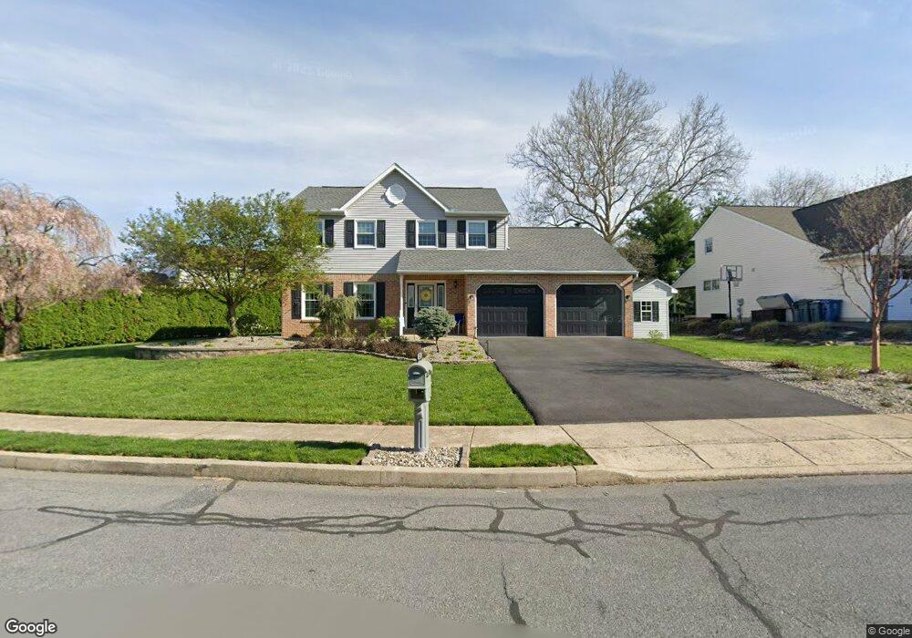 4325 Danor Dr, Reading, PA 19605 - photo 1