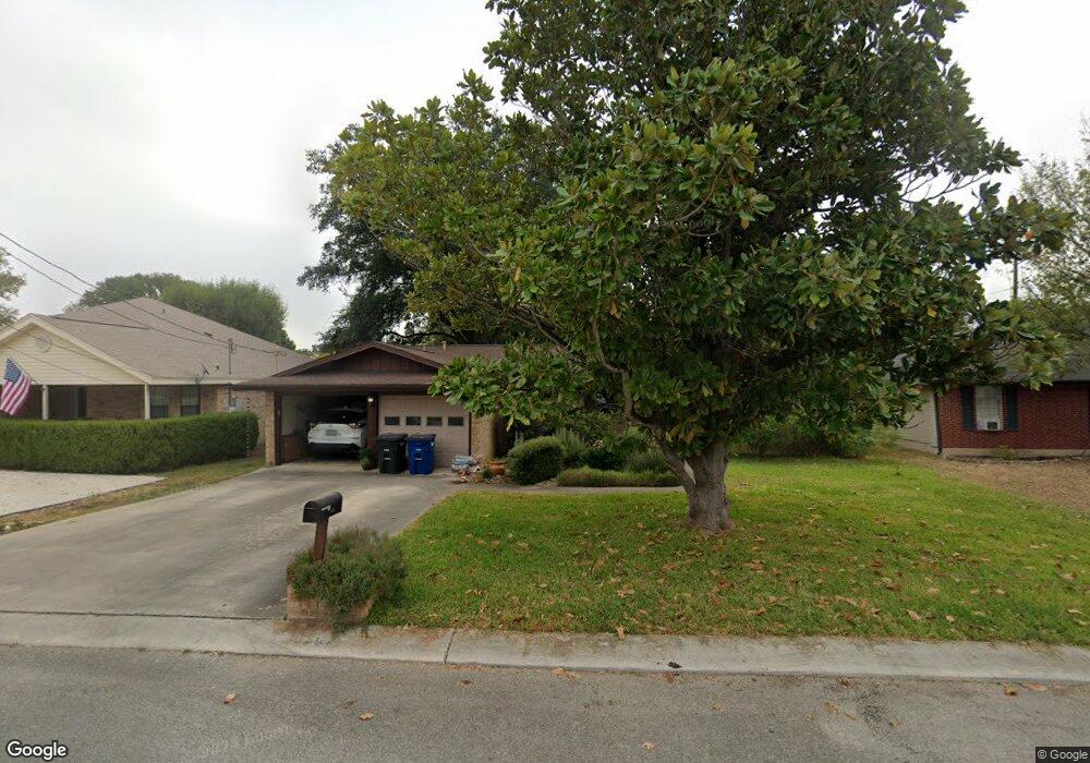 1410 Pams Path, New Braunfels, TX 78130 - photo 1